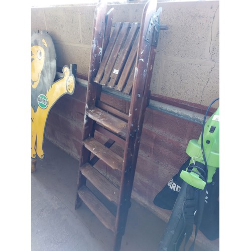 47 - WOODEN STEP LADDER