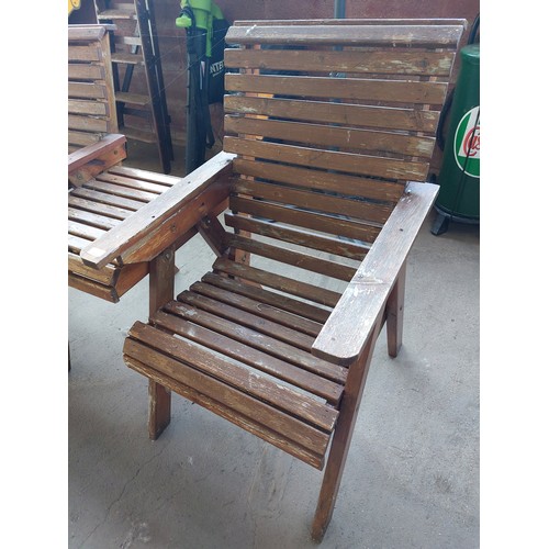 41 - 2 SEATER PINE LOVE SEAT WITH TABLE TO MIDDLE