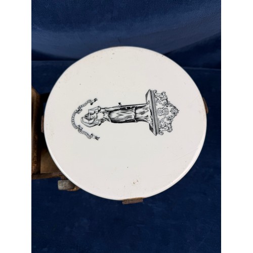 276 - A vintage set of weighing scales with ceramic weighing platform, marked 