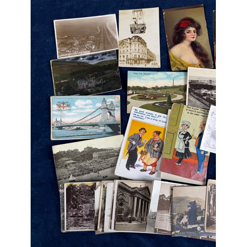 281 - A collection of black and white and coloured postcards, depicting various views and portraits, etc.