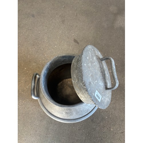 6059 - An aluminium milk churn - approx 62cm tall