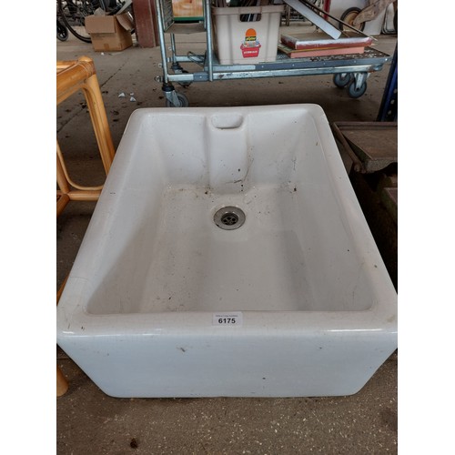 6175 - A Belfast sink - 59.5cm x 46cm x 25cm tall