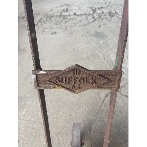 6361 - A vintage white line maker.