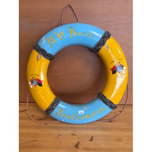 6369 - A vintage Southampton Life ring.
