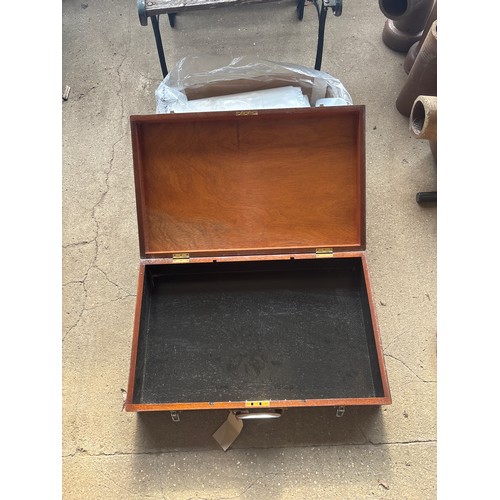 6419 - A wooden tool box.