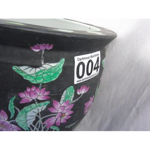 4 - Large planter/jardiniere with Chinese fish/waterlily pattern on black ground, H36 Diameter 40 cm