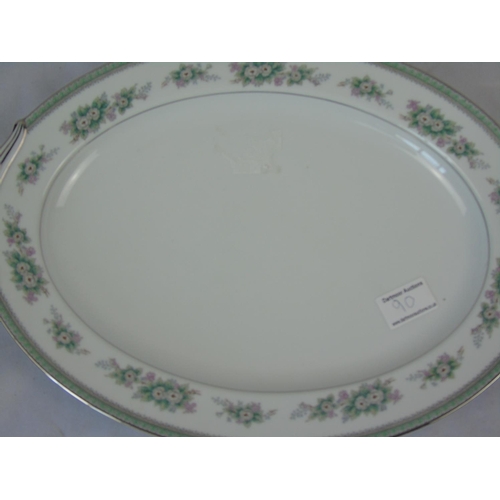 90 - Japanese Noritake 5504 Bristol Pattern dinner service, a very large quantity, backstamped