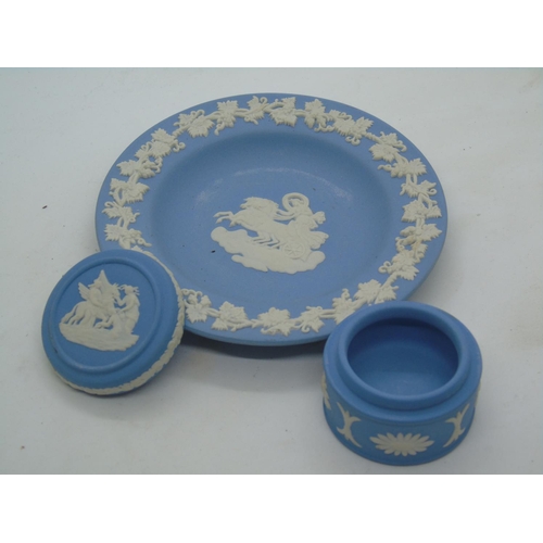 112 - Two pieces of pale blue Wedgwood Jasperware - a trinket pot and a small plate