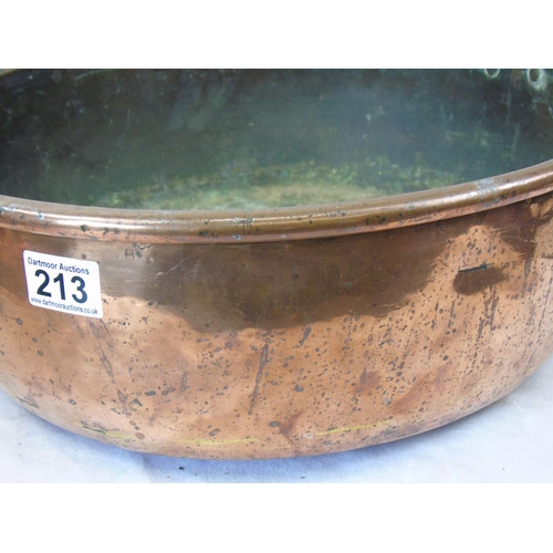 213 - A larger Victorian Copper Heavy Preserving Pan with Brass Handles - 18