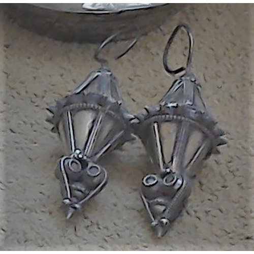 157 - Vintage Bedouin of Oman vintage white metal (low silver) tribal jewellery: two pairs of earrings and... 