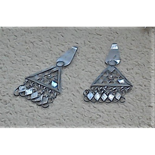 157 - Vintage Bedouin of Oman vintage white metal (low silver) tribal jewellery: two pairs of earrings and... 