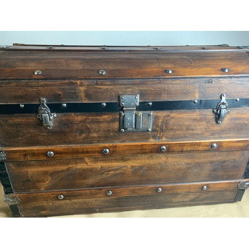 336 - A magnificent antique steamer trunk with wooden and brass banding - refurbished to an exacting stand... 