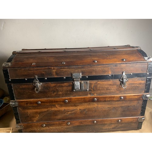 372 - A magnificent steamer cabin trunk that has been fully restored by the UK's leading trunk restorer. F... 