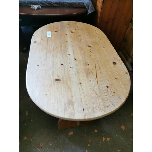 376 - Oval Pine Kitchen Table