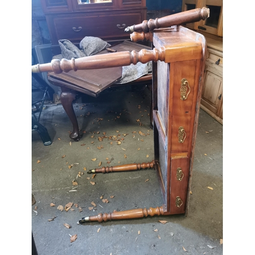 385 - Side table - late Victorian with a broken leg