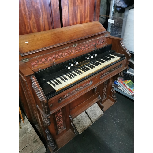 183 - Mid-Century Harmonium in working order.