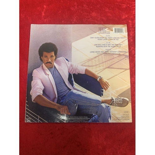 610 - Lionel Richie - Can't Slow Down - 1983 - Motown Record Corporation