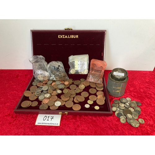 17 - Coin collection in velvet case and tin.