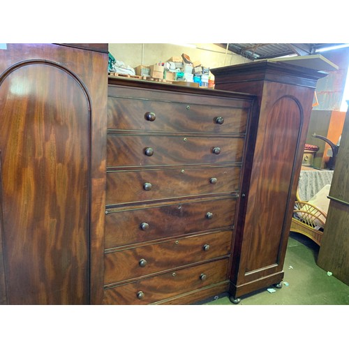 198 - Magnificent Wardrobe with chest of drawers in the middle. A huge statement piece
Measures :

8 foot ... 