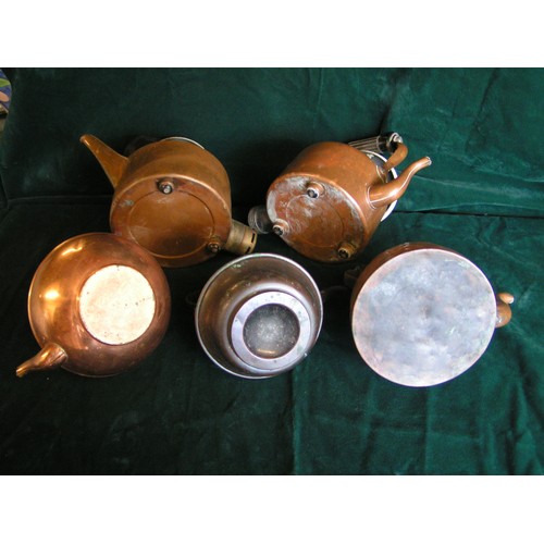 280 - Collection of copper kettles, beautiful age and patina.