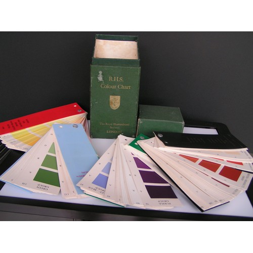 287 - Full set of Vintage Royal Horticultural Society Boxed Colour Charts