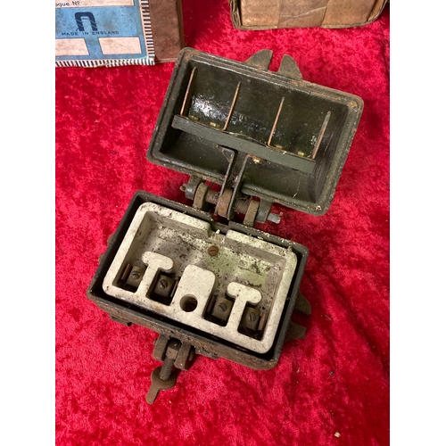 336 - Quantity of vintage electrical equipment, some in original boxes