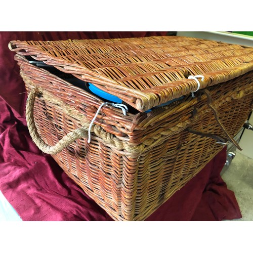 239 - Large wicker picnic basket with metal kettle and teapot + vintage Gaydon Melmex cups, plates and bow... 