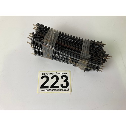 223 - Bundle of 12 Hornby Railways OO scale 1st radius points/switches
x5 R613 Right Hand 
x7 R612 Left Ha... 