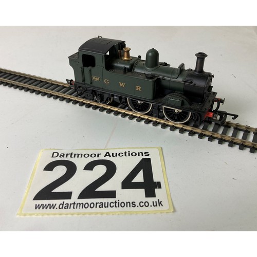 224 - OO scale model railway locomotive
Dapol GWR 14XX 0-4-2 Tank in GWR green livery

Couplings and wheel... 