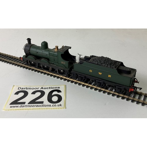 226 - OO scale model railway locomotive
Hornby Mainline Dean Goods 0-6-0 tender loco in GWR green livery
T... 