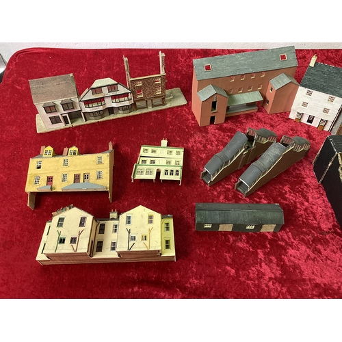 412 - Collection of hand made model buildings possibly to suit a model railway. OO/HO Scale