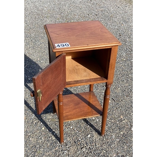 490 - Small box cabinet with lockable cupboard (key included)