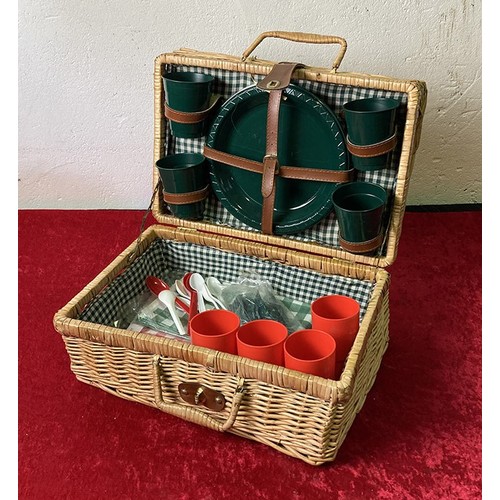 50 - Picnic Basket