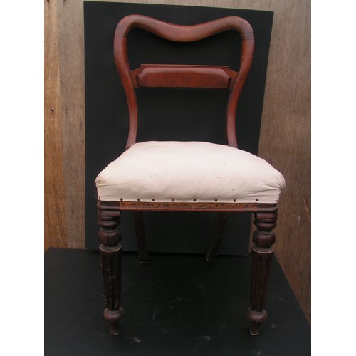 370 - Lovely solid, classic styled chair