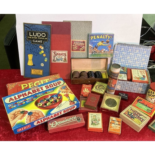 70 - Good collection of vintage games