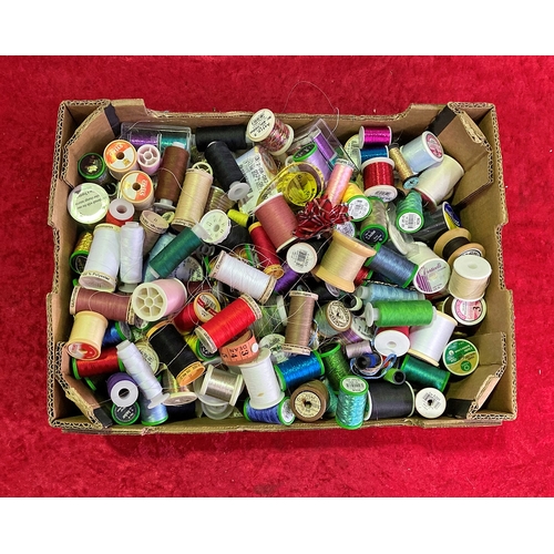 320 - Large quantity of cotton reels