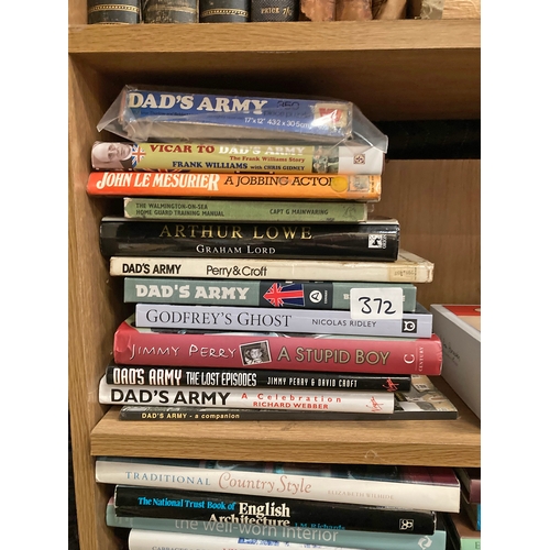 372 - Collection of Dad's Army books and vintage jigsaw and badge