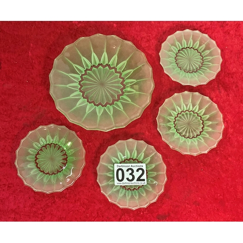 32 - Vintage retro green glass serving dish with matching small dishes