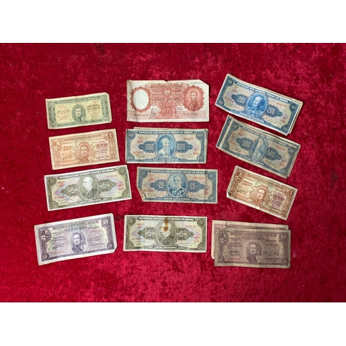 141 - South American currency bank notes - Brazil 2 x 5, 2 x 20, s x 200 1 x 500 & 1 x 1000 Cruzeiros, Uru... 