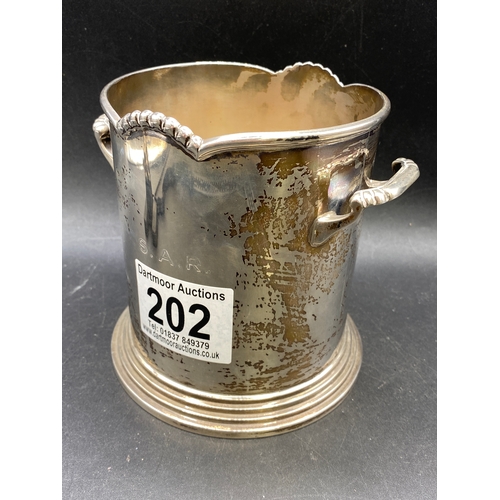 202 - Silver wine cooler, Birmingham 1918-9, 580g