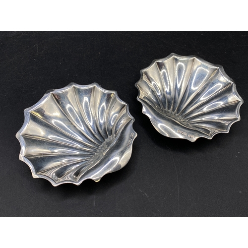 204 - Two silver butter dishes, Sheffield, 1906-7, 70g