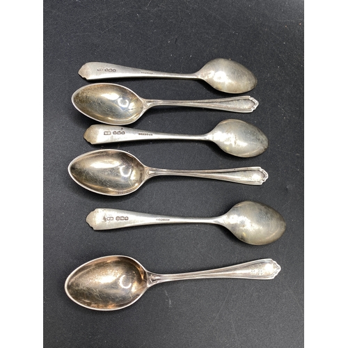 229 - 6 silver tea spoons, Sheffield 1937-8, 88g