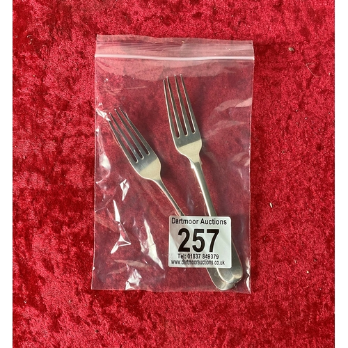 257 - Two silver forks, 90g