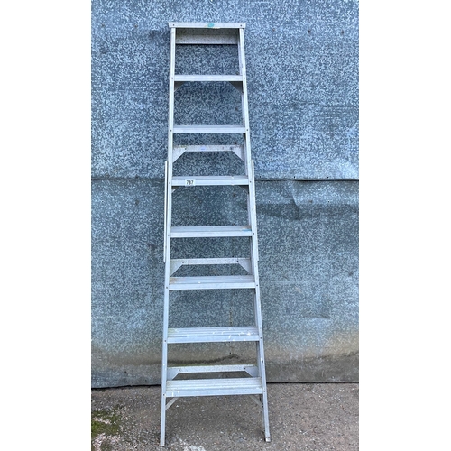 787 - Seven step aluminium ladder