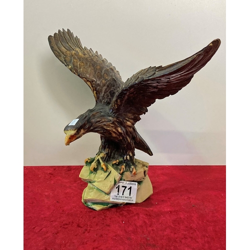 171 - An impressive resin eagle sculpture