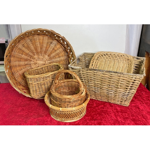 185 - 6 wicker baskets