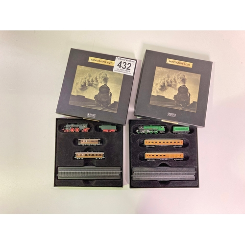 432 - 2 boxed Atlas Editions mini trains Flying Scotsman and The Orient Express