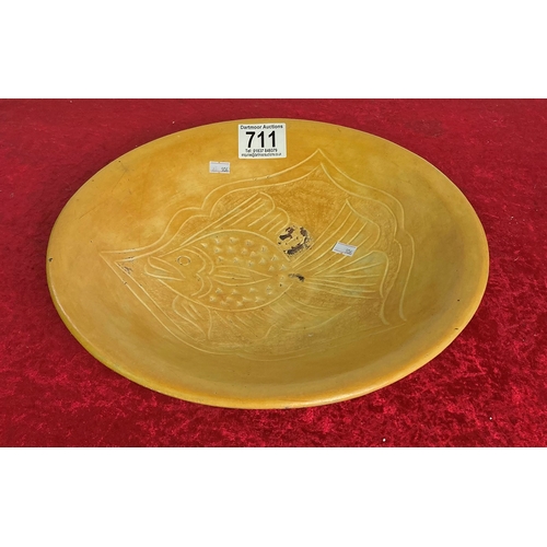 711 - Pottery bowl with fish design