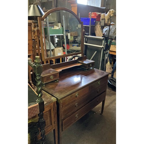 535 - Beautifully inlaid dressing table, 2 large and 2 small drawers, swing mirror. Approx measures 42 inc... 