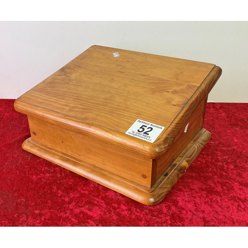 52 - Pie box with lift up lid, measures approx 33cm x 27cm x 16cm (at highest point)